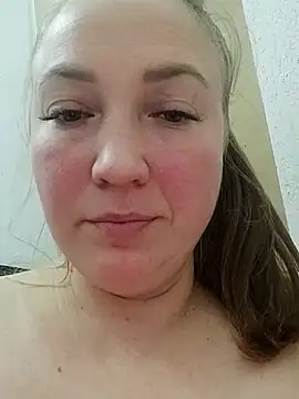 Snapshot of Kiss_Eva chatting on October 2025 08:16:02 PM Kiss Eva online show from October 2025 08:16:02 PM