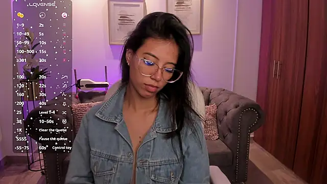 Snapshot of raven_stonee chatting on October 2025 03:14:02 AM raven stonee online show from October 2025 03:14:02 AM