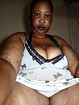 OCEANSQUITERXXX online show from April 2026 05:25:01 AM