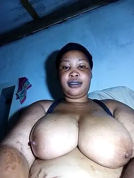 Snapshot of OCEANSQUITERXXX chatting on May 2026 12:59:01 AM OCEANSQUITERXXX online show from May 2026 12:59:01 AM