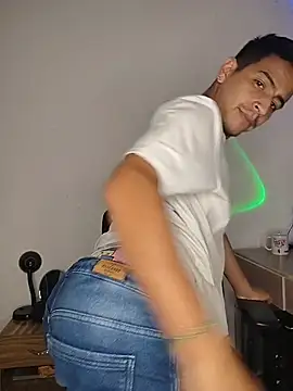 Juann-cock online show from January 2026 05:01:01 AM