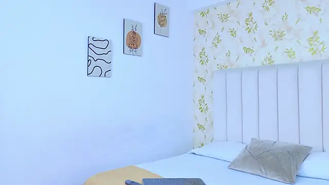 Snapshot of Samanta_Isel chatting on October 2025 03:04:02 AM Samanta Isel online show from October 2025 03:04:02 AM