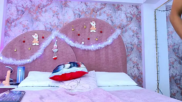 Snapshot of Samanta_Isel chatting on November 2025 03:08:02 AM Samanta Isel online show from November 2025 03:08:02 AM