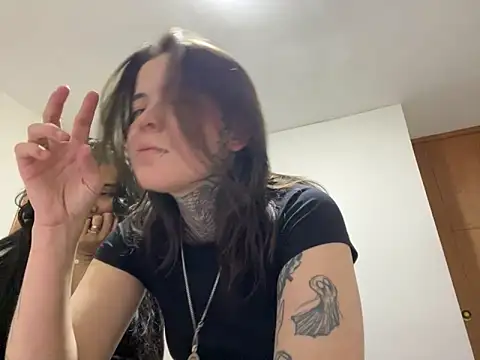 Kaliykatie online show from February 2026 04:33:02 AM