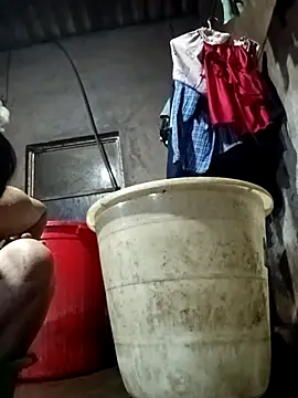 quynhkoolbae online show from April 2026 12:59:01 PM