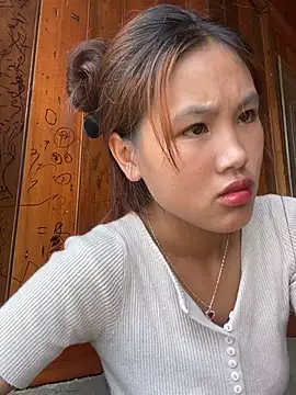 Snapshot of May_nhi chatting on June 2026 04:06:01 AM May nhi online show from June 2026 04:06:01 AM