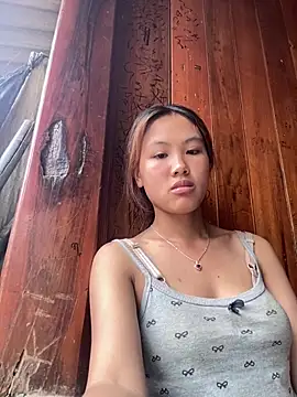 Snapshot of May_nhi chatting on July 2026 10:21:02 AM May nhi online show from July 2026 10:21:02 AM