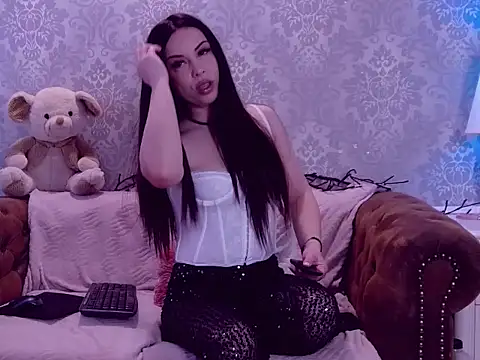 Ella Raven online show from March 2026 06:17:01 AM