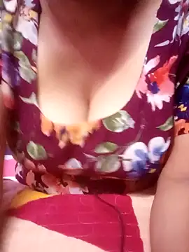 TINASONI online show from October 2025 03:08:01 PM