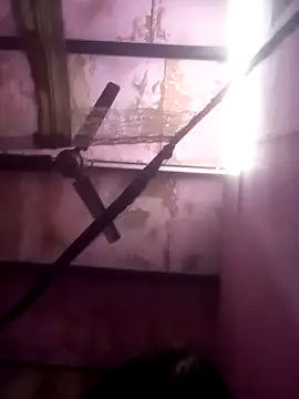 TINASONI online show from November 2025 01:39:01 AM