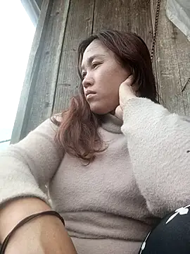 miumiu 00 online show from October 2025 05:24:01 AM