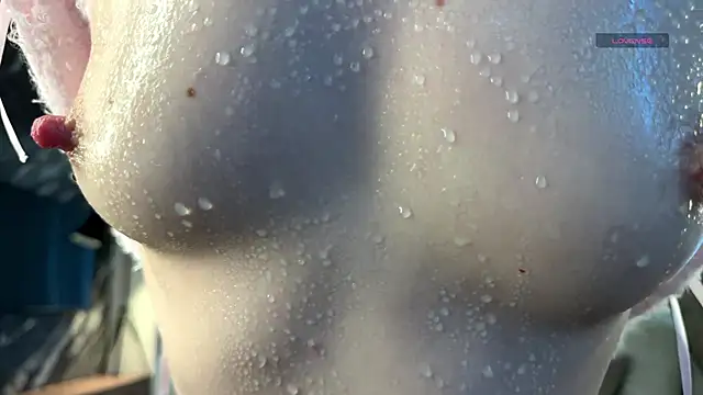 GlaydsLeveto online show from April 2026 04:37:02 AM