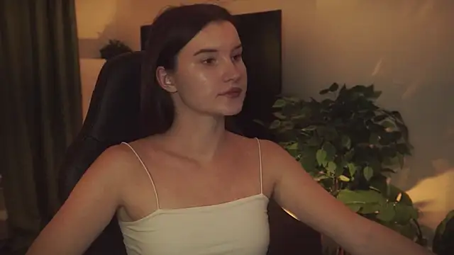 AgataWillis online show from October 2025 11:30:01 AM