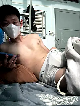 linh21107 online show from November 2025 05:46:01 PM