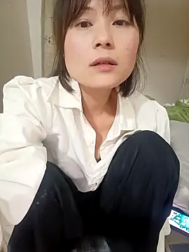 Snapshot of linda_bae00 chatting on May 2026 01:06:02 PM linda bae00 online show from May 2026 01:06:02 PM