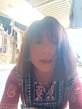 Snapshot of linda_bae00 chatting on May 2026 11:07:01 AM linda bae00 online show from May 2026 11:07:01 AM