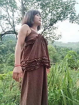 Snapshot of linda_bae00 chatting on May 2026 11:33:02 PM linda bae00 online show from May 2026 11:33:02 PM