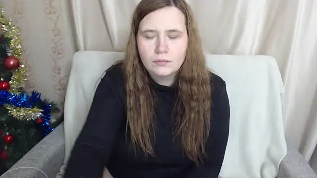 Snapshot of AdelinaLawson chatting on February 2025 06:59:01 PM AdelinaLawson online show from February 2025 06:59:01 PM