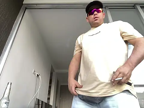 rider239 online show from October 2025 09:35:01 PM