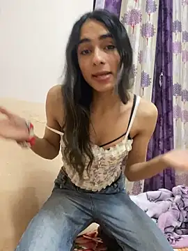 Snapshot of kaylee_demm chatting on February 2026 07:52:02 PM kaylee demm online show from February 2026 07:52:02 PM