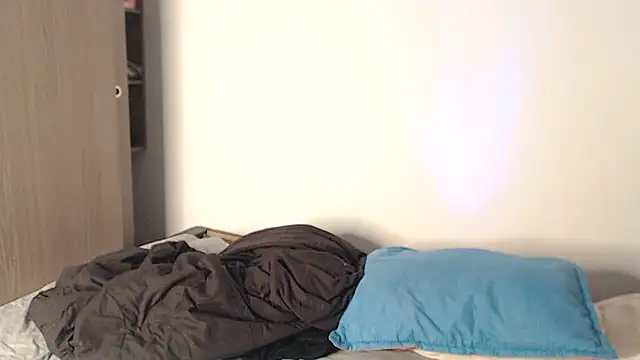   abrill   online show from March 2026 11:26:02 AM