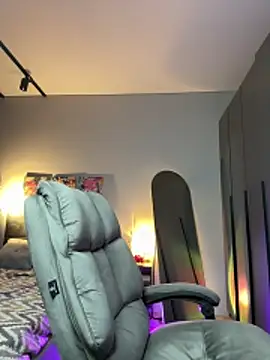 mygoddesshecate online show from April 2026 07:07:01 PM