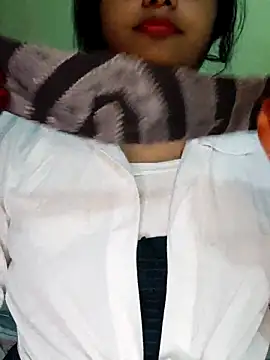 Snapshot of Desi_masti69 chatting on September 2025 04:40:01 PM Desi masti69 online show from September 2025 04:40:01 PM