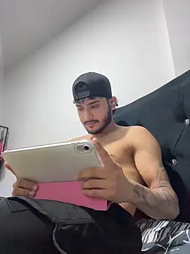 Nas-z09 online show from February 2026 09:46:02 PM