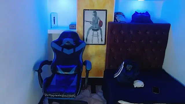 alison moon7 online show from September 2025 12:28:02 PM