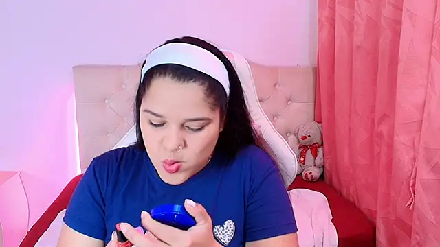 Gema angels online show from October 2025 06:59:01 PM