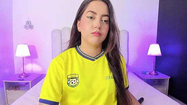 SofieBunnie online show from June 2026 11:35:02 PM