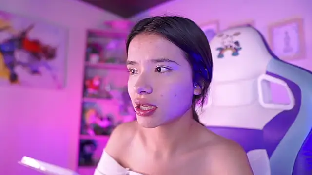 Lana Dreams  online show from November 2025 12:44:01 AM