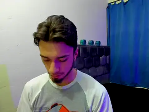 Snapshot of theostone chatting on September 2025 08:38:02 AM theostone online show from September 2025 08:38:02 AM