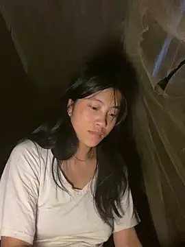 EmLy02 online show from September 2025 03:12:02 PM