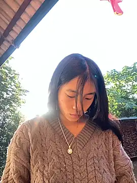 EmLy02 online show from November 2025 12:33:01 AM