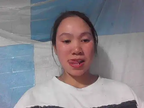 fanchunn online show from November 2025 01:45:01 PM