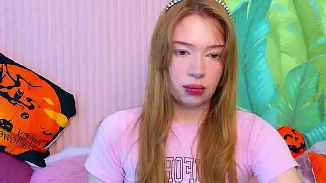 Gwen Greens online show from October 2025 08:31:01 PM