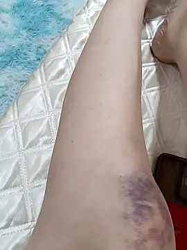 lingling5200 online show from October 2025 01:40:02 PM