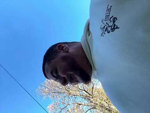 kev0n2389 online show from October 2025 08:51:02 PM