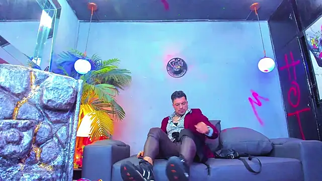 Snapshot of dennis_cox1 chatting on September 2025 04:24:02 AM dennis cox1 online show from September 2025 04:24:02 AM