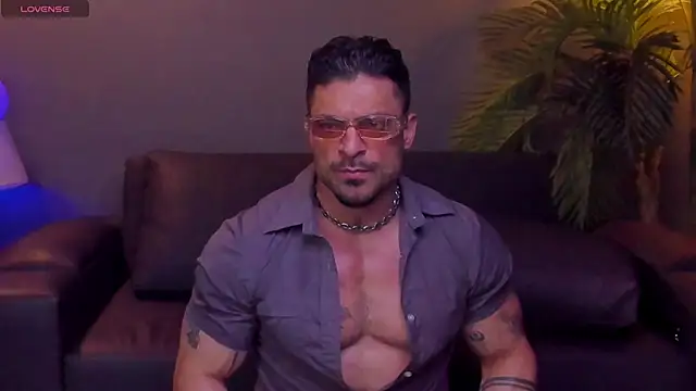 dennis cox1 online show from November 2025 03:34:01 PM