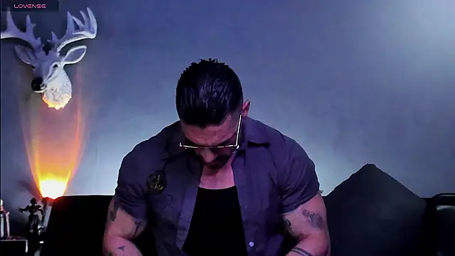 dennis cox1 online show from February 2026 10:24:02 PM