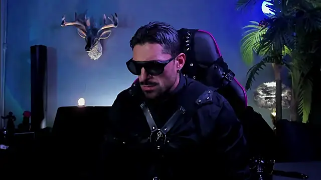 dennis cox1 online show from March 2026 06:18:02 AM