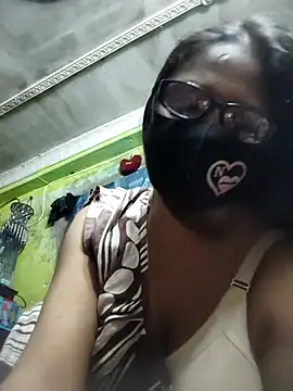 AVA55 online show from October 2025 06:38:02 PM