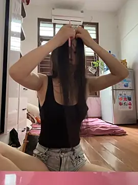 Snapshot of Miumieu chatting on September 2025 04:25:02 AM Miumieu online show from September 2025 04:25:02 AM