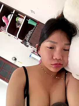 Snapshot of Miumieu chatting on October 2025 02:58:02 AM Miumieu online show from October 2025 02:58:02 AM