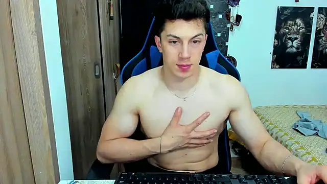 javiersexymann online show from December 2024 10:57:02 PM