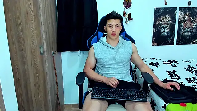 javiersexymann online show from February 2025 11:55:02 PM