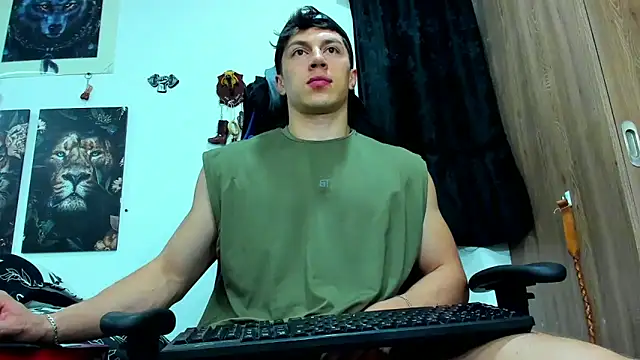 javiersexymann online show from March 2025 05:42:02 AM