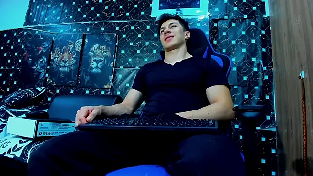 javiersexymann online show from October 2025 10:32:02 PM